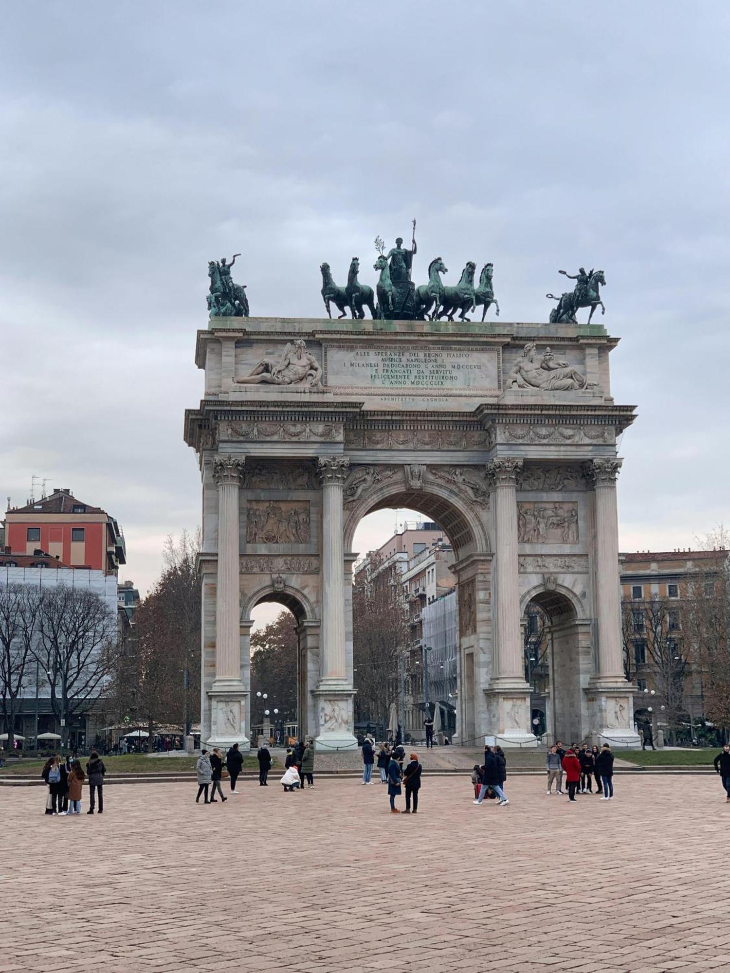 Meraviglioso Deluxe, Design Zen 2 2 Bagni Privati - Potente Wi-fi Ottimo Il Collegamento Con Aeroporto Di Malpensa E Rho Fiera, Vicino A 3 Linee Metropolitane Appartement Milan